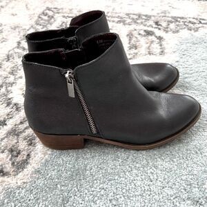 Kenzie Sz 8.5 Leather Ghita Ankle Zipper Booties EUC